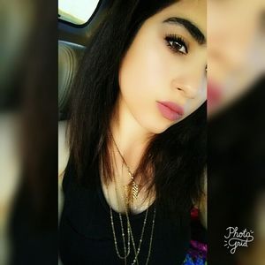 Meet your Posher, Sandy